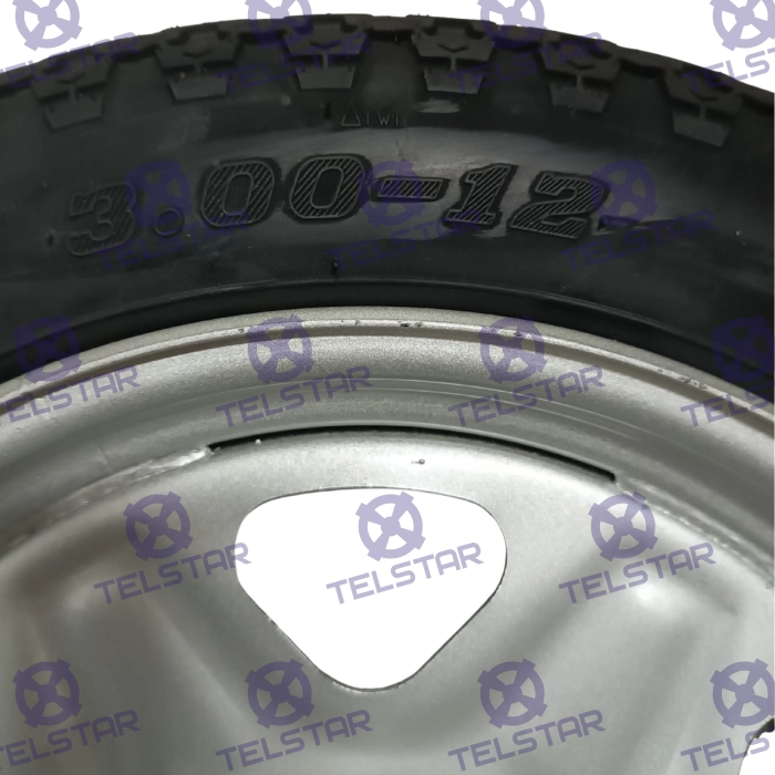 Предна гума с джанта за Т-500 - 2118